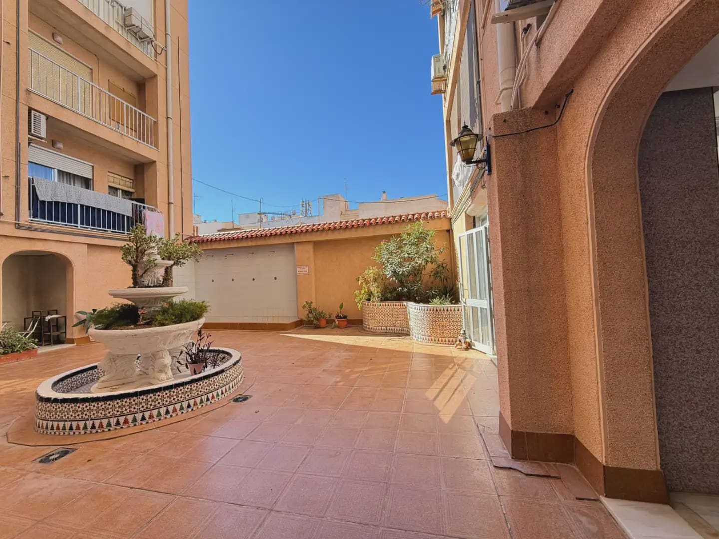 Flat te koop in Torrevieja - € 77.990 (Ref: 10077276)