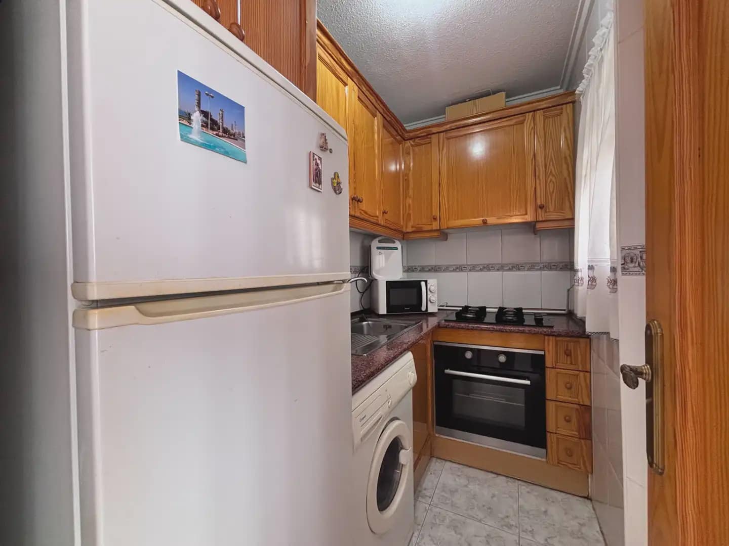 Piso de 3 habitaciones en Torrevieja en venta con garaje - 168.000 € (Ref: 10093856)