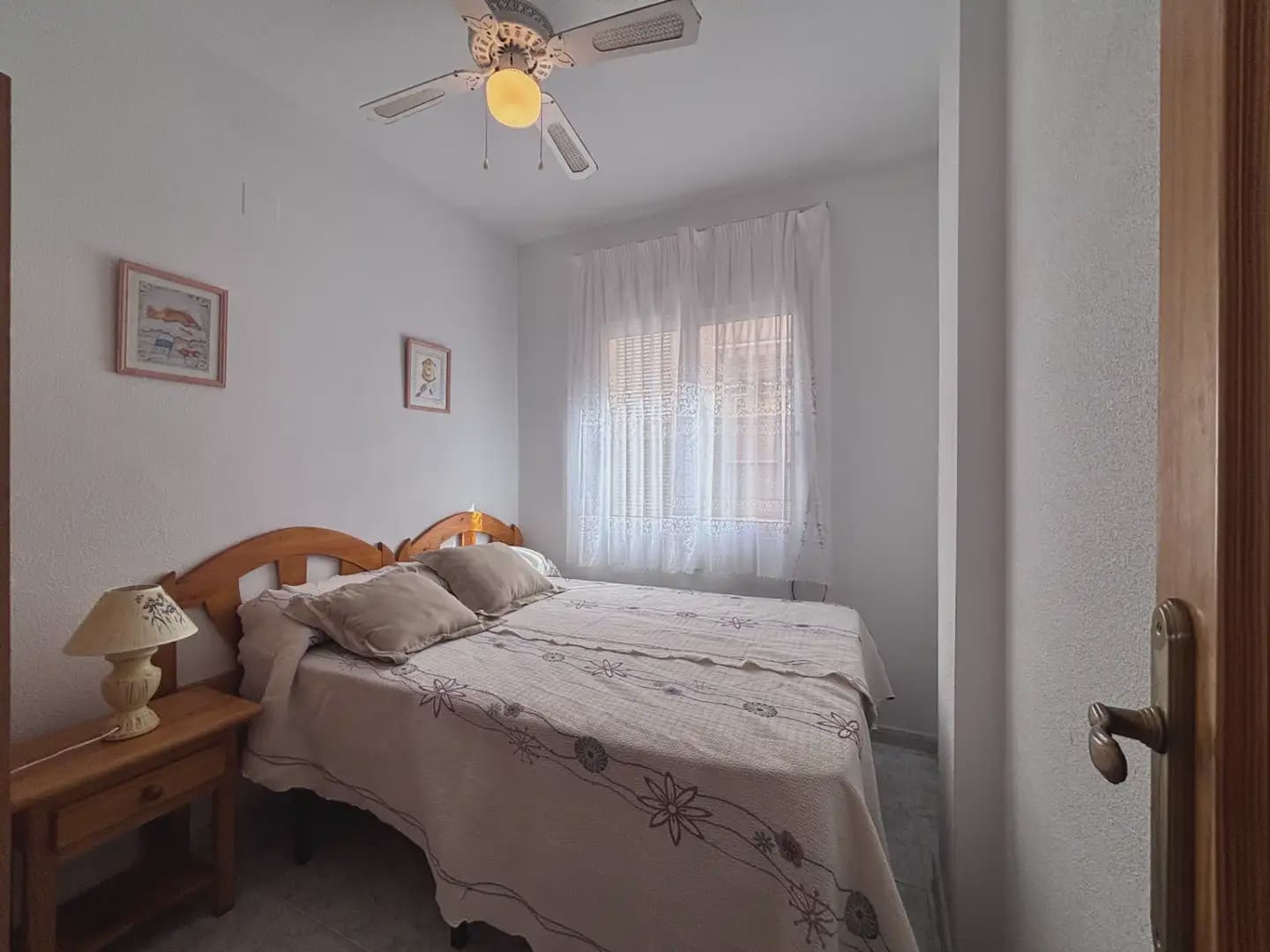 Piso de 3 habitaciones en Torrevieja en venta con garaje - 168.000 € (Ref: 10093856)