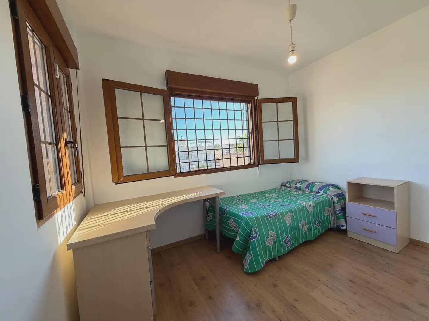 4 sovrum Semi-fristående Villa till salu i Torrevieja med garage - 349 990 € (Ref: 10111899)