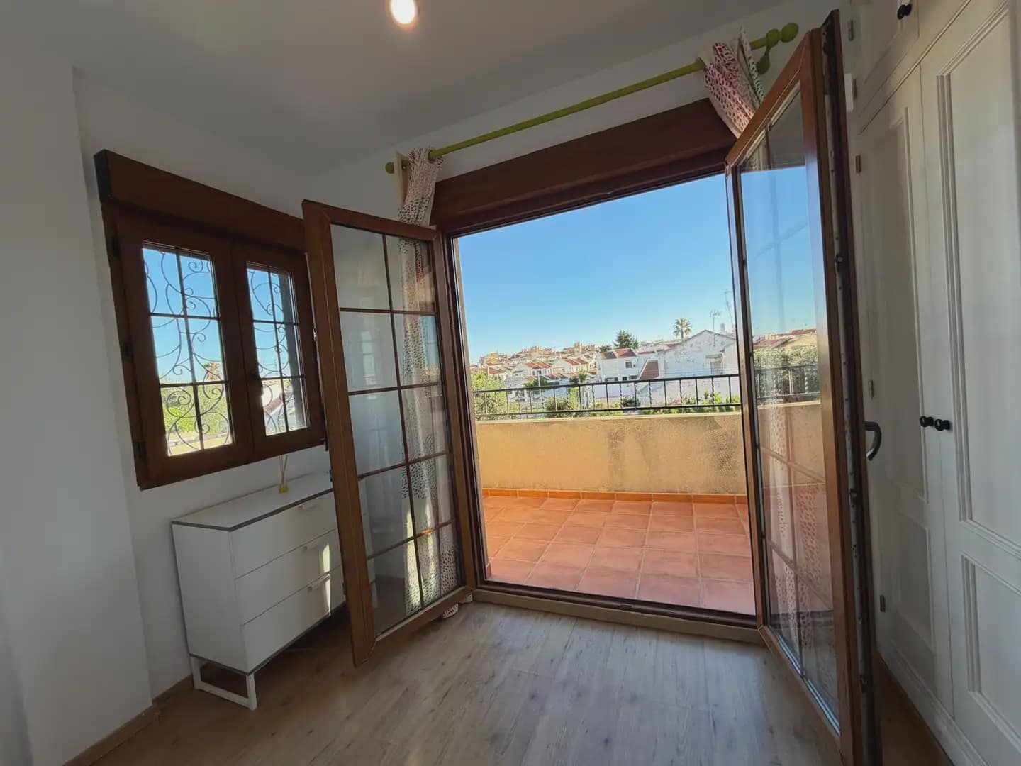 4 sovrum Semi-fristående Villa till salu i Torrevieja med garage - 349 990 € (Ref: 10111899)
