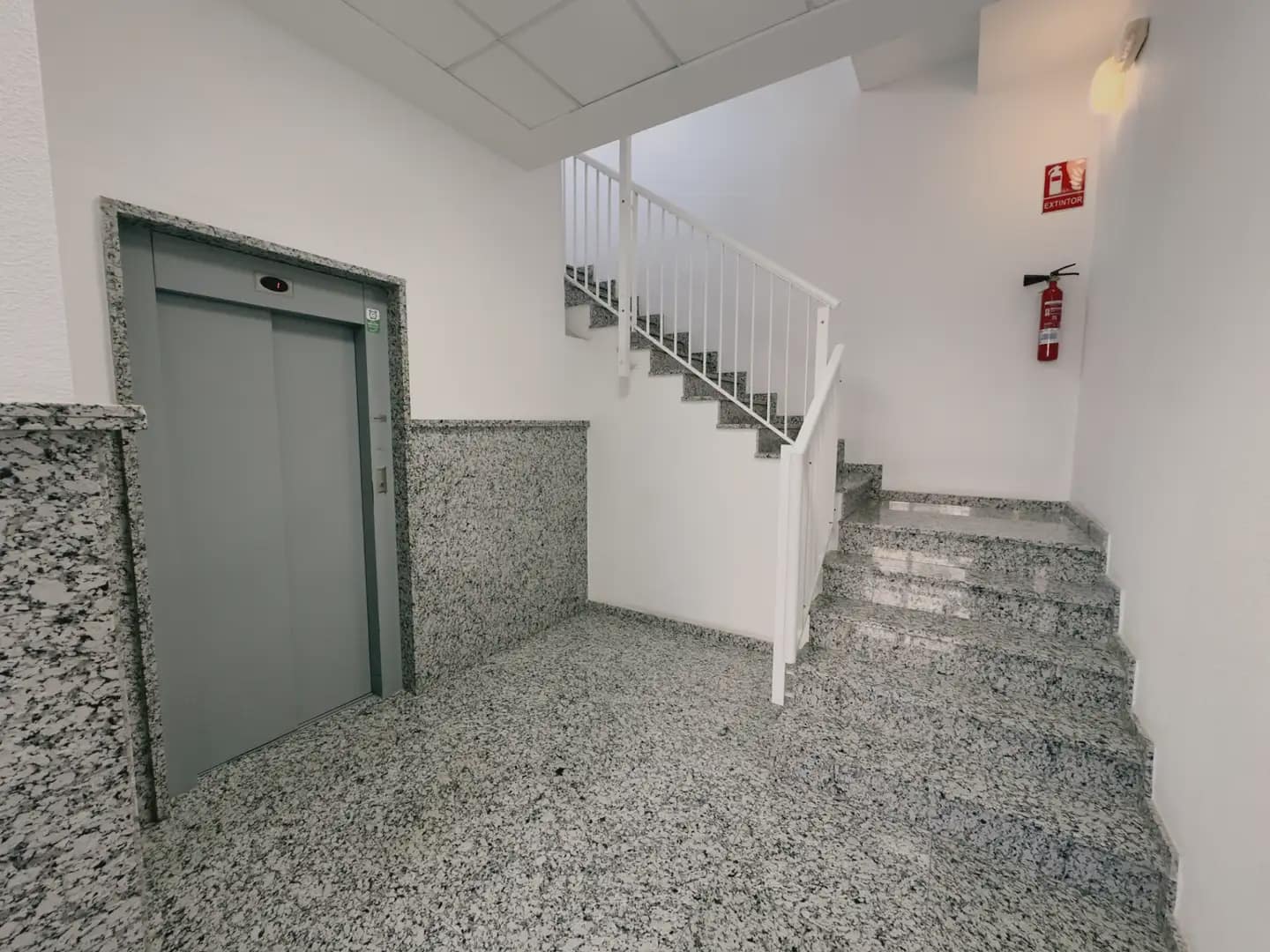 3 soverom Leilighet til salgs i Santa Pola med svømmebasseng - € 250 000 (Ref: 10154278)