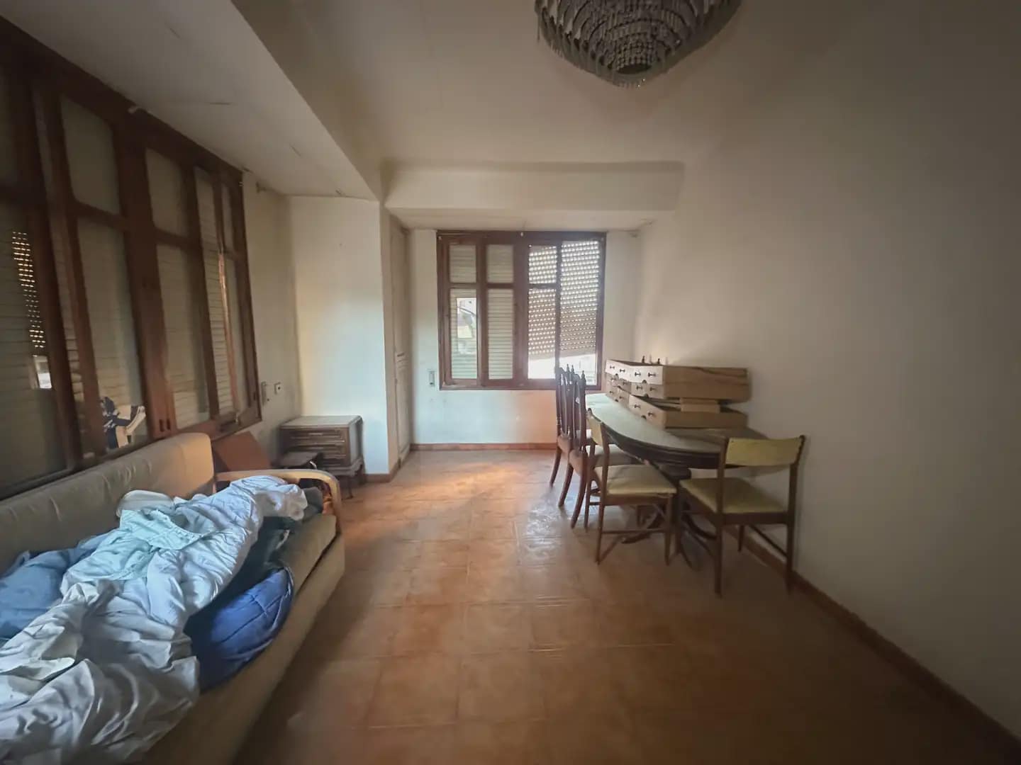 4 bedroom Townhouse for sale in Bigastro with garage - € 89,000 (Ref: 10158640)