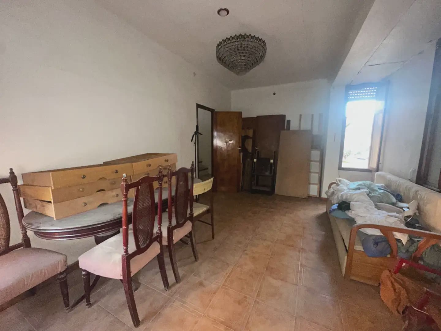 4 bedroom Townhouse for sale in Bigastro with garage - € 89,000 (Ref: 10158640)