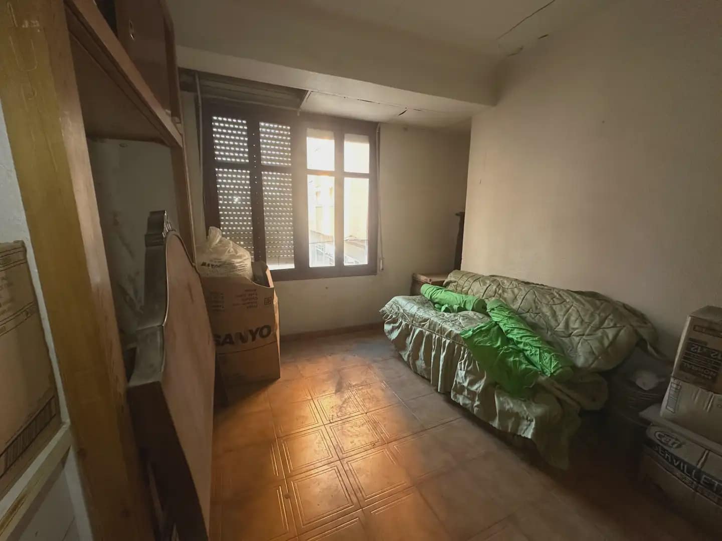 4 bedroom Townhouse for sale in Bigastro with garage - € 89,000 (Ref: 10158640)