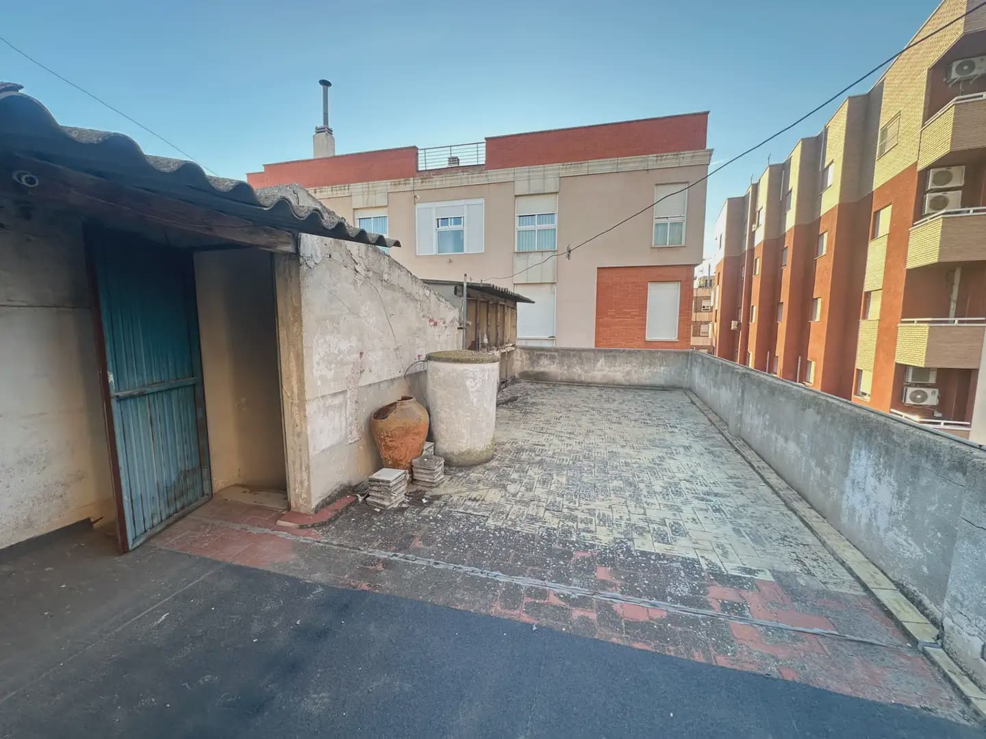 4 bedroom Townhouse for sale in Bigastro with garage - € 89,000 (Ref: 10158640)