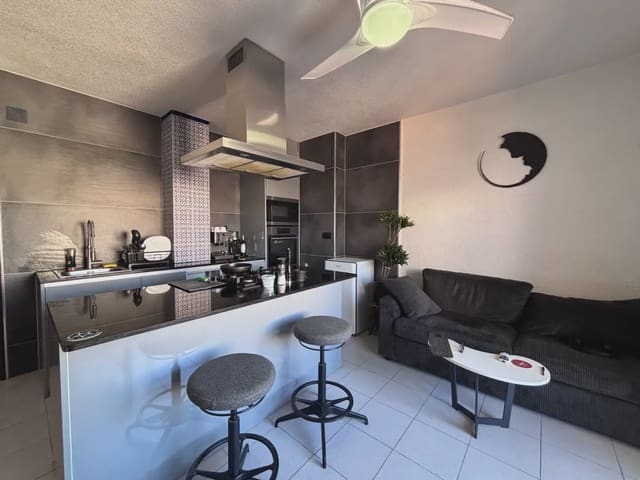 2 quarto Apartamento para venda em Avenida Habaneras - Curva de Palangre, Torrevieja - 135 000 € (Ref: 10160556)