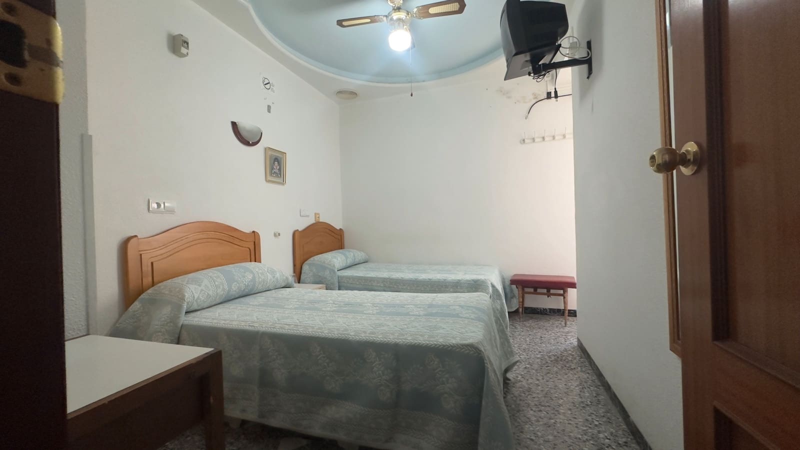 20 quarto Hotel para venda em Santa Pola - 850 000 € (Ref: 8806685)