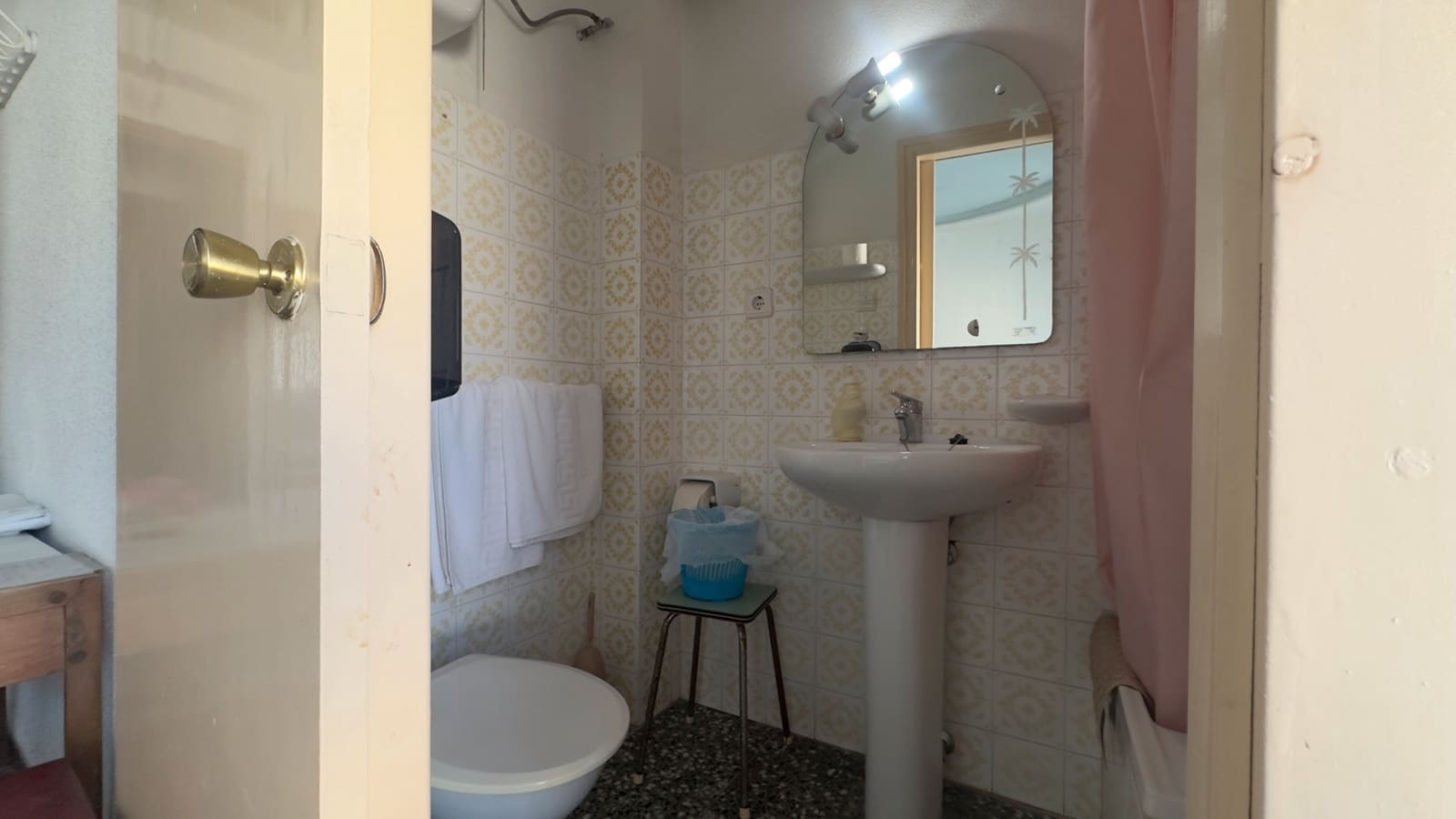 20 quarto Hotel para venda em Santa Pola - 850 000 € (Ref: 8806685)