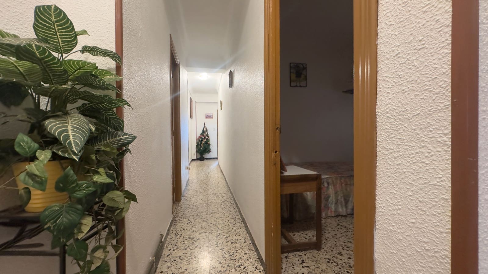 20 quarto Hotel para venda em Santa Pola - 850 000 € (Ref: 8806685)