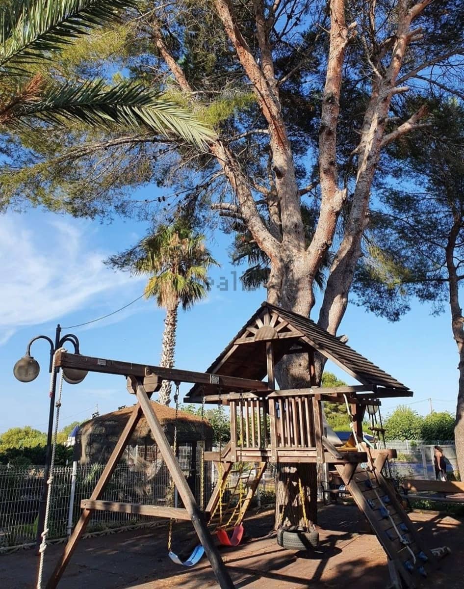 6 Zimmer Villa zu verkaufen in Torrevieja mit Pool Garage - 690.000 € (Ref: 8806709)