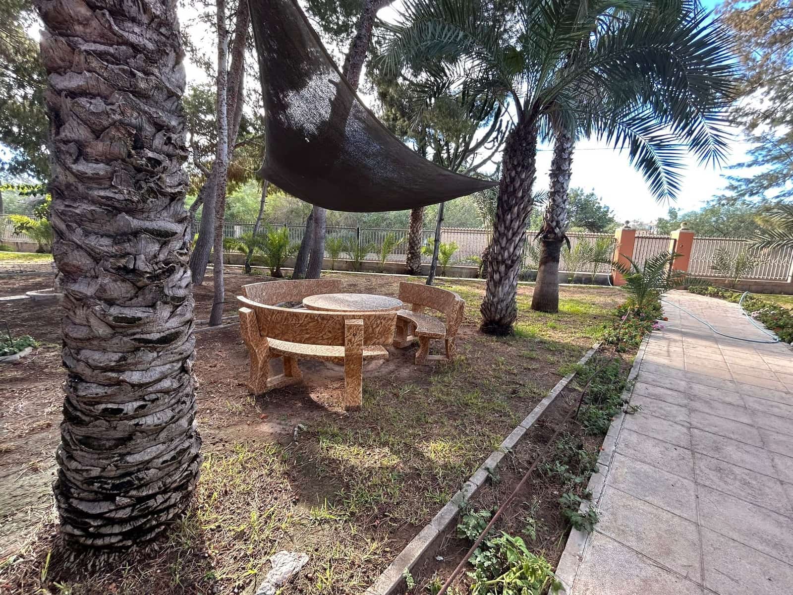 6 Zimmer Villa zu verkaufen in Torrevieja mit Pool Garage - 690.000 € (Ref: 8806709)