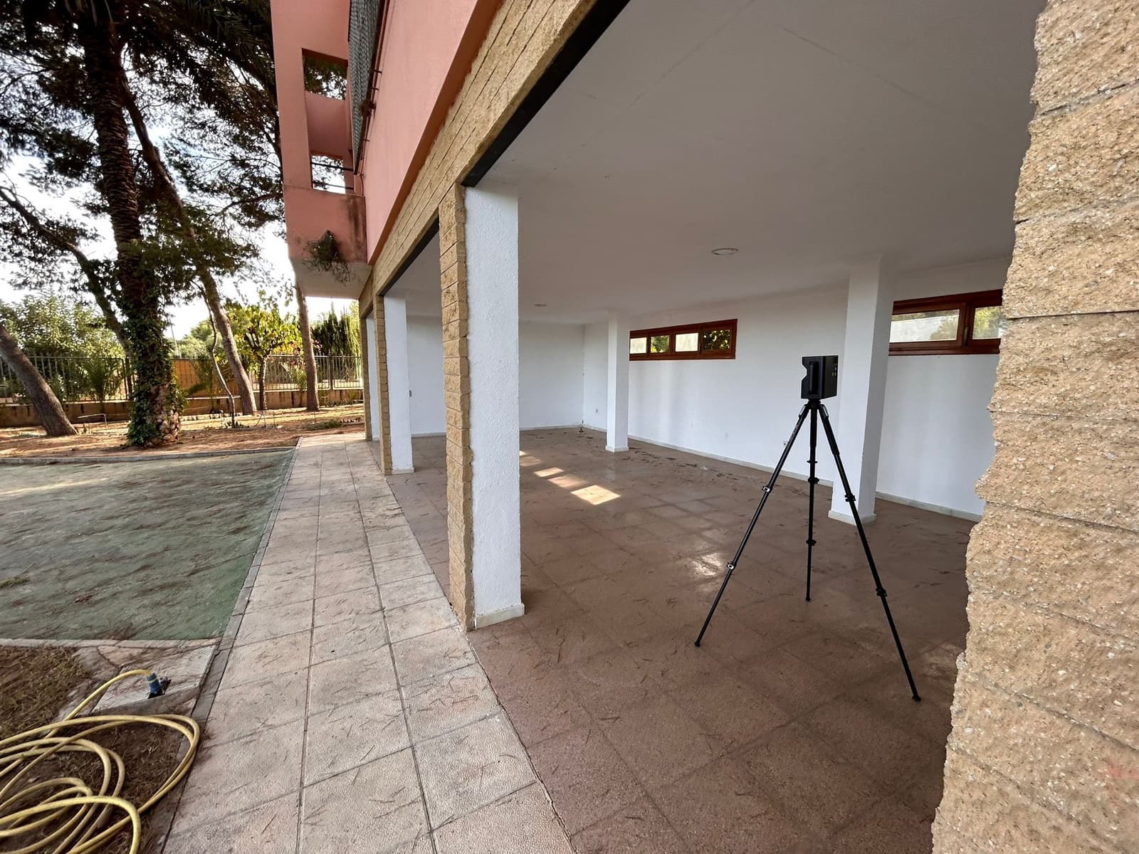 6 Zimmer Villa zu verkaufen in Torrevieja mit Pool Garage - 690.000 € (Ref: 8806709)