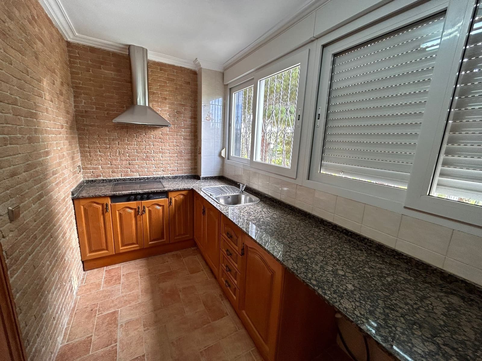 6 Zimmer Villa zu verkaufen in Torrevieja mit Pool Garage - 690.000 € (Ref: 8806709)