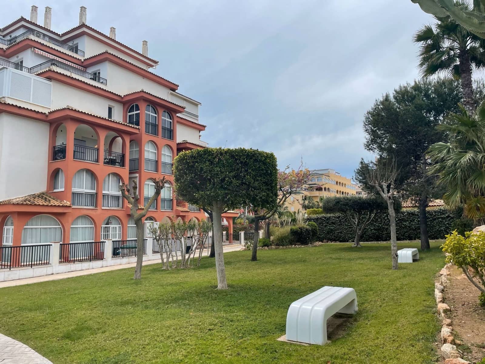 1 sypialnia Mieszkanie na sprzedaż w Torrevieja z basenem - 139 900 € (Ref: 8934608)