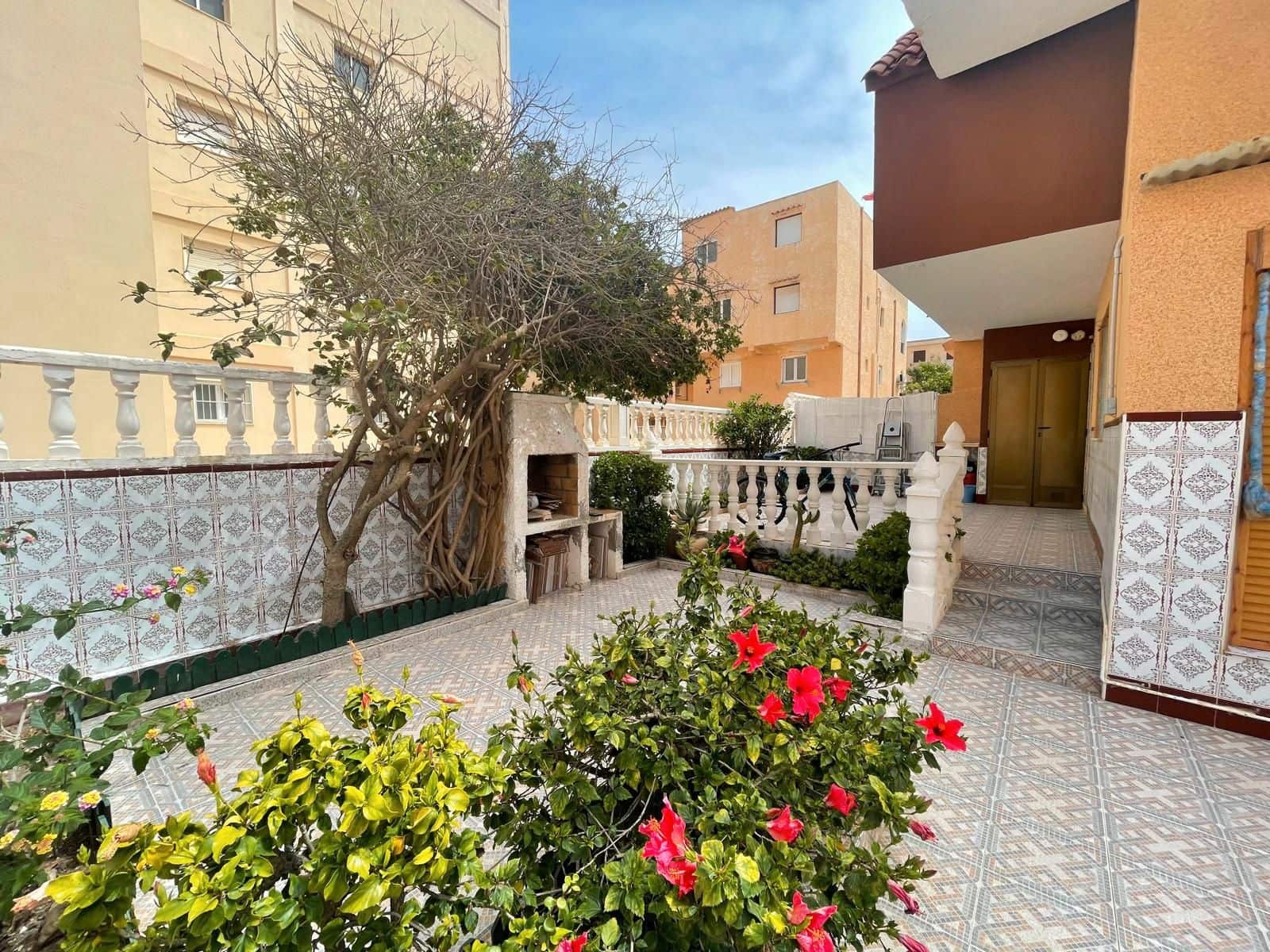 2 sovrum Lägenhet till salu i Torrevieja - 162 000 € (Ref: 8960749)