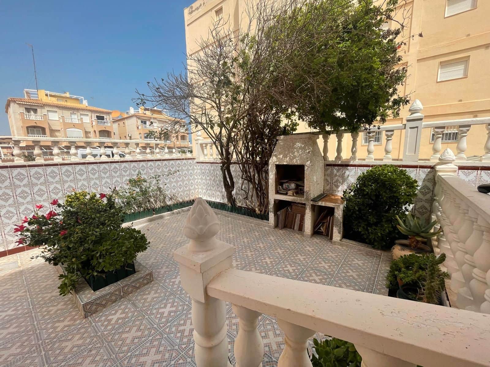 2 sovrum Lägenhet till salu i Torrevieja - 162 000 € (Ref: 8960749)