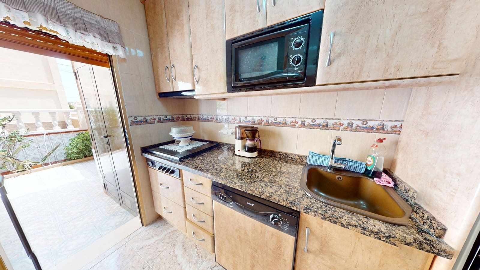 2 sovrum Lägenhet till salu i Torrevieja - 162 000 € (Ref: 8960749)