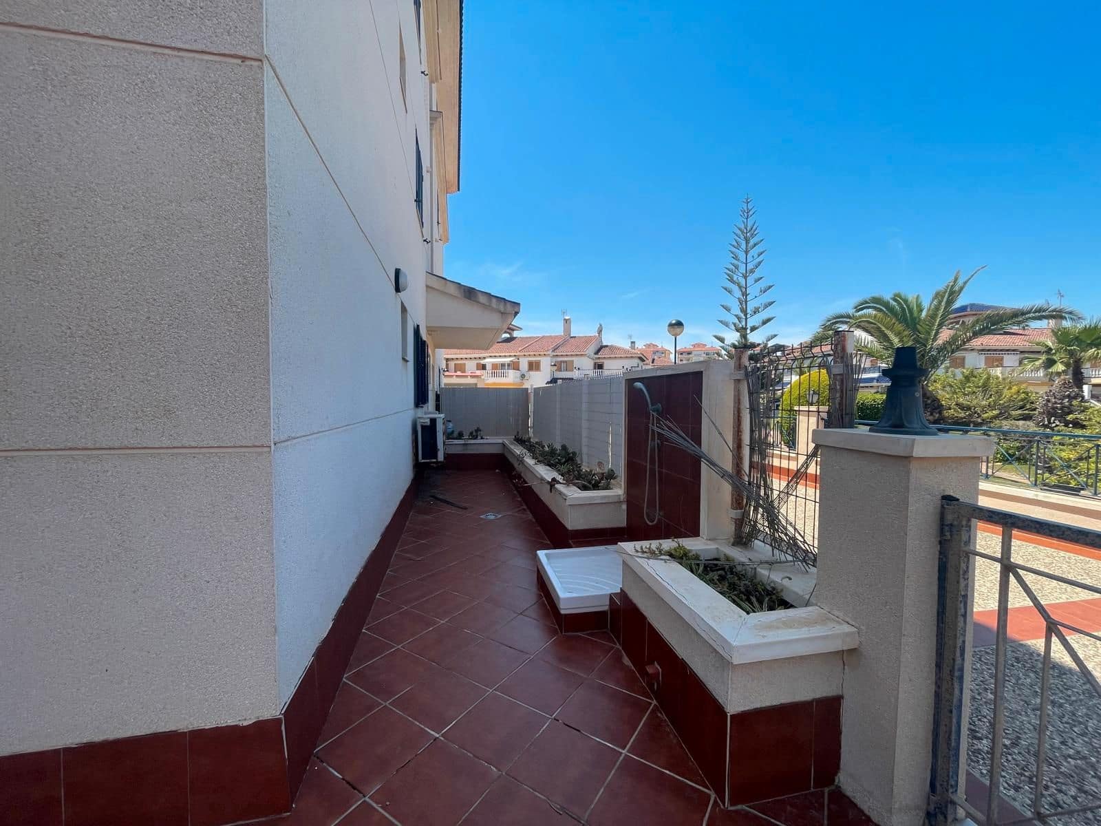 2 soveværelse Lejlighed til salg i Torrevieja med swimmingpool - € 250.000 (Ref: 9031132)