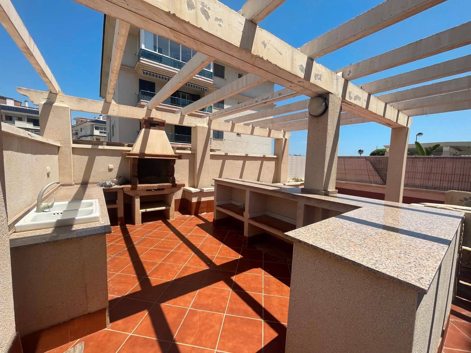 2 soveværelse Lejlighed til salg i Torrevieja med swimmingpool - € 250.000 (Ref: 9031132)