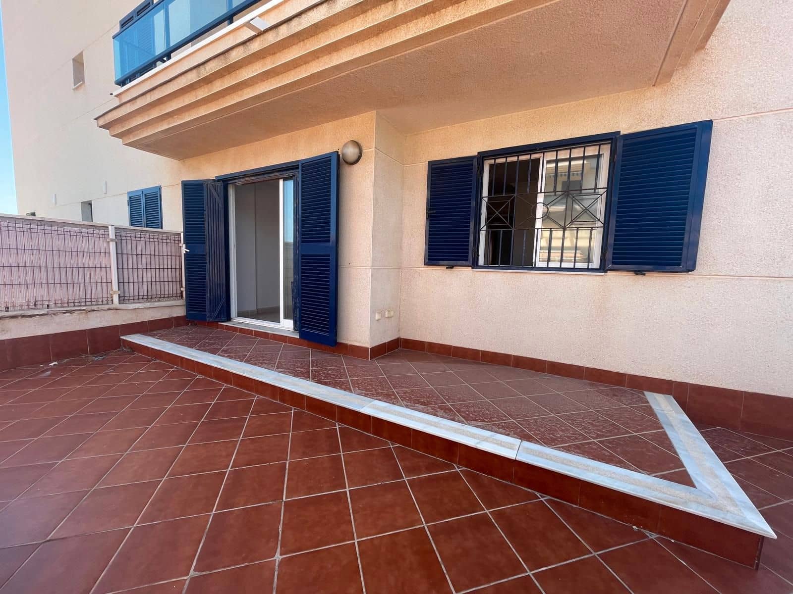 2 soveværelse Lejlighed til salg i Torrevieja med swimmingpool - € 250.000 (Ref: 9031132)