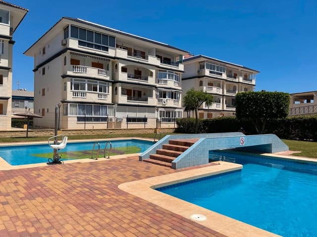 2 makuuhuone Asunto myytävänä paikassa Los Europeos, Torrevieja mukana uima-altaan - 250 000 € (Ref: 9031132)