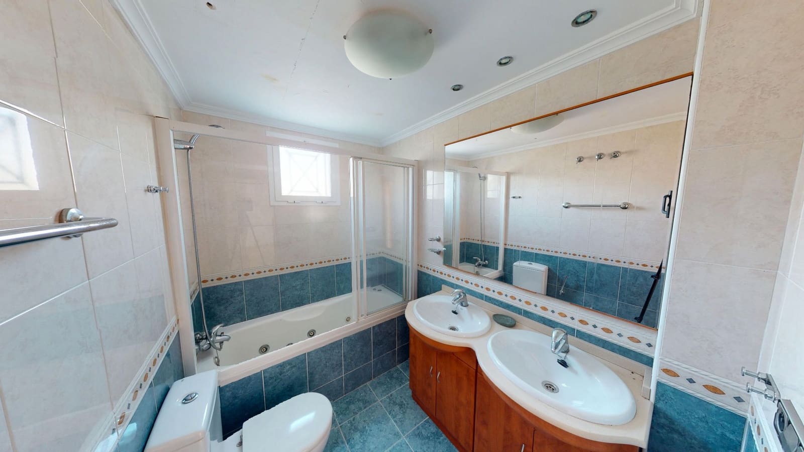 2 soveværelse Lejlighed til salg i Torrevieja med swimmingpool - € 250.000 (Ref: 9031132)