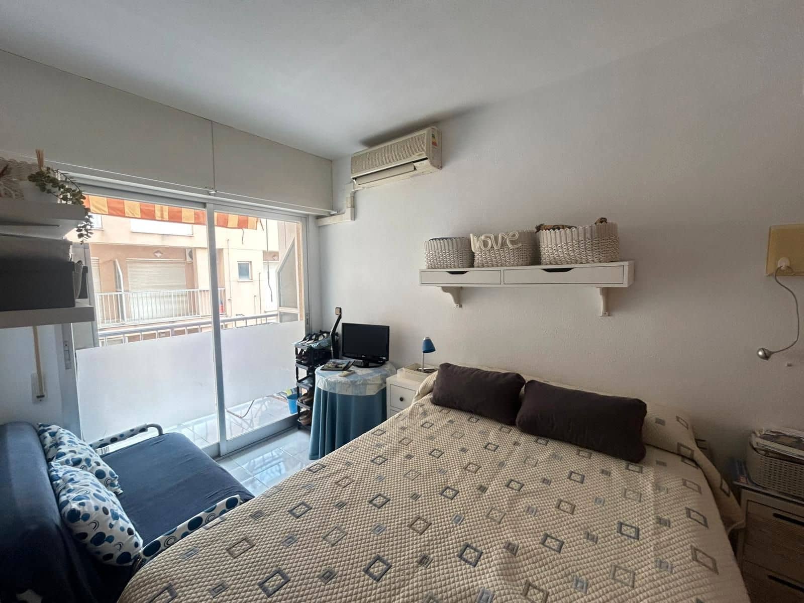 Appartement à vendre à Torrevieja - 79 999 € (Ref: 9099567)