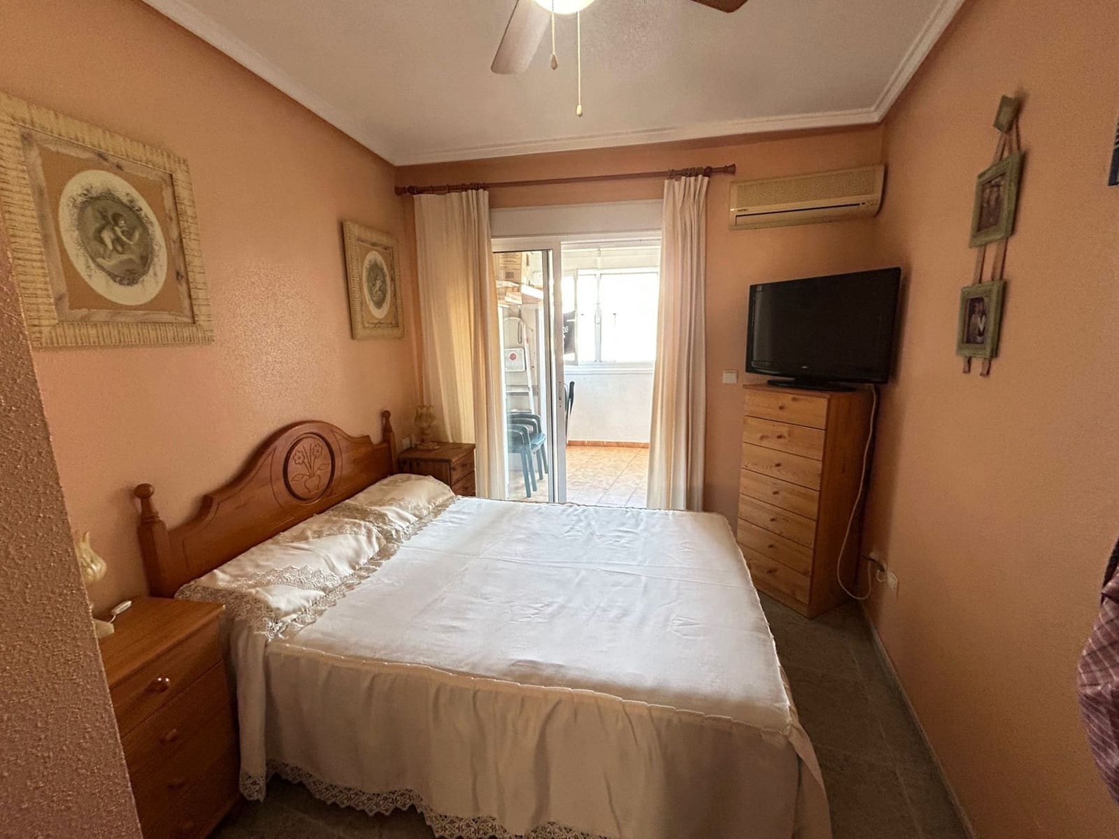 2 soveværelse Lejlighed til salg i Torrevieja med swimmingpool - € 154.900 (Ref: 9101270)