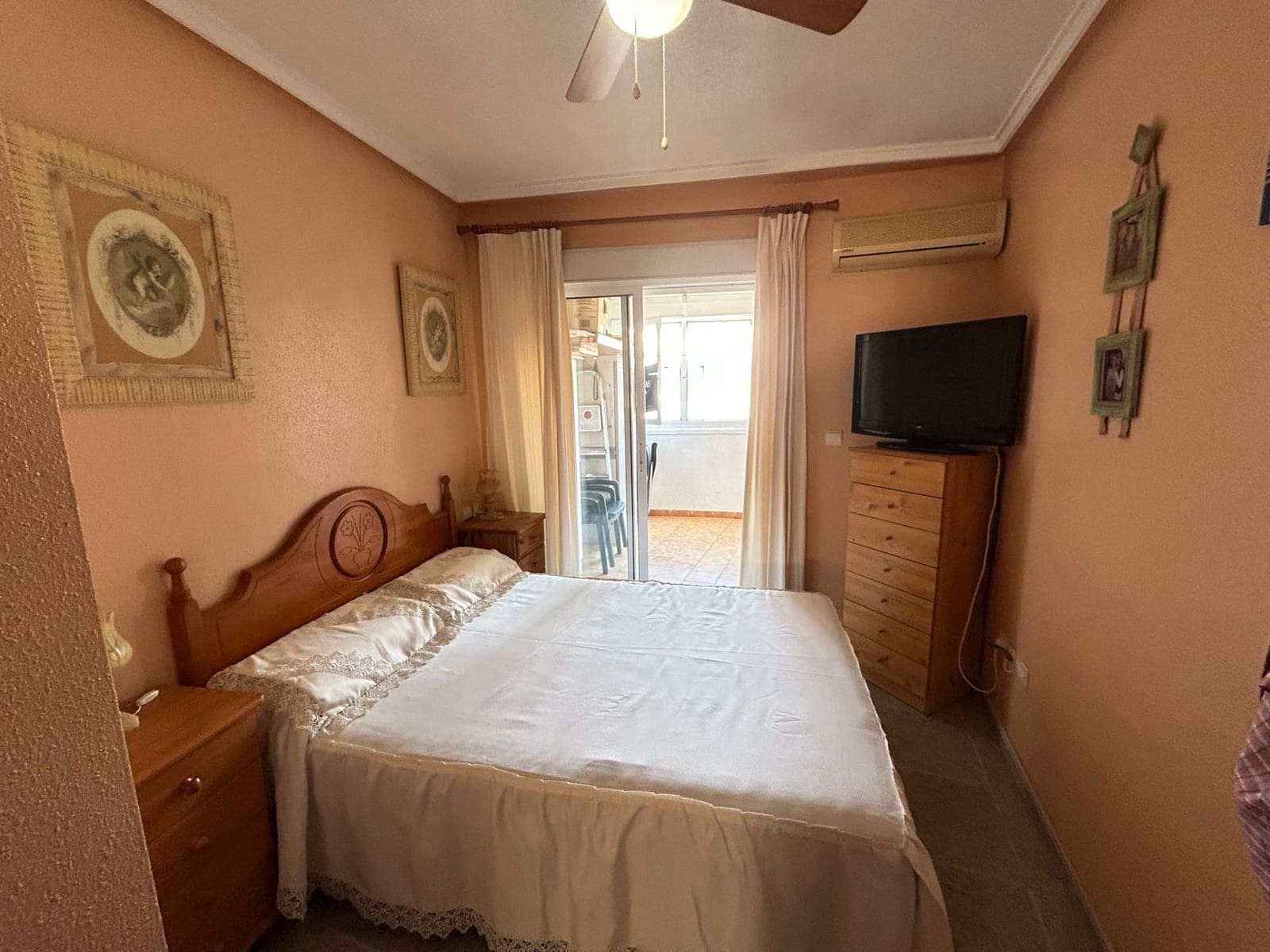 2 soveværelse Lejlighed til salg i Torrevieja med swimmingpool - € 154.900 (Ref: 9101270)