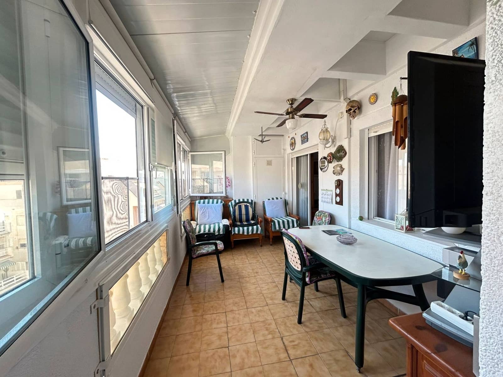 2 soveværelse Lejlighed til salg i Torrevieja med swimmingpool - € 154.900 (Ref: 9101270)