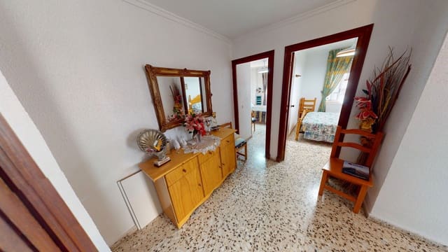 4 soveværelse Lejlighed til salg i Avenida Habaneras - Curva de Palangre, Torrevieja - € 139.900 (Ref: 9127342)