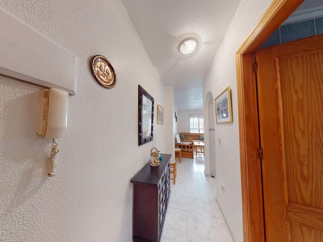 Piso de 2 habitaciones en Avenida Habaneras - Curva de Palangre, Torrevieja en venta - 115.000 € (Ref: 9129309)