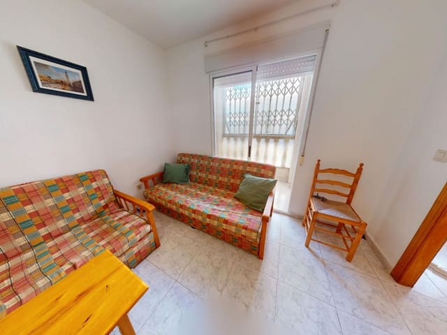 Piso de 2 habitaciones en Avenida Habaneras - Curva de Palangre, Torrevieja en venta - 115.000 € (Ref: 9129309)