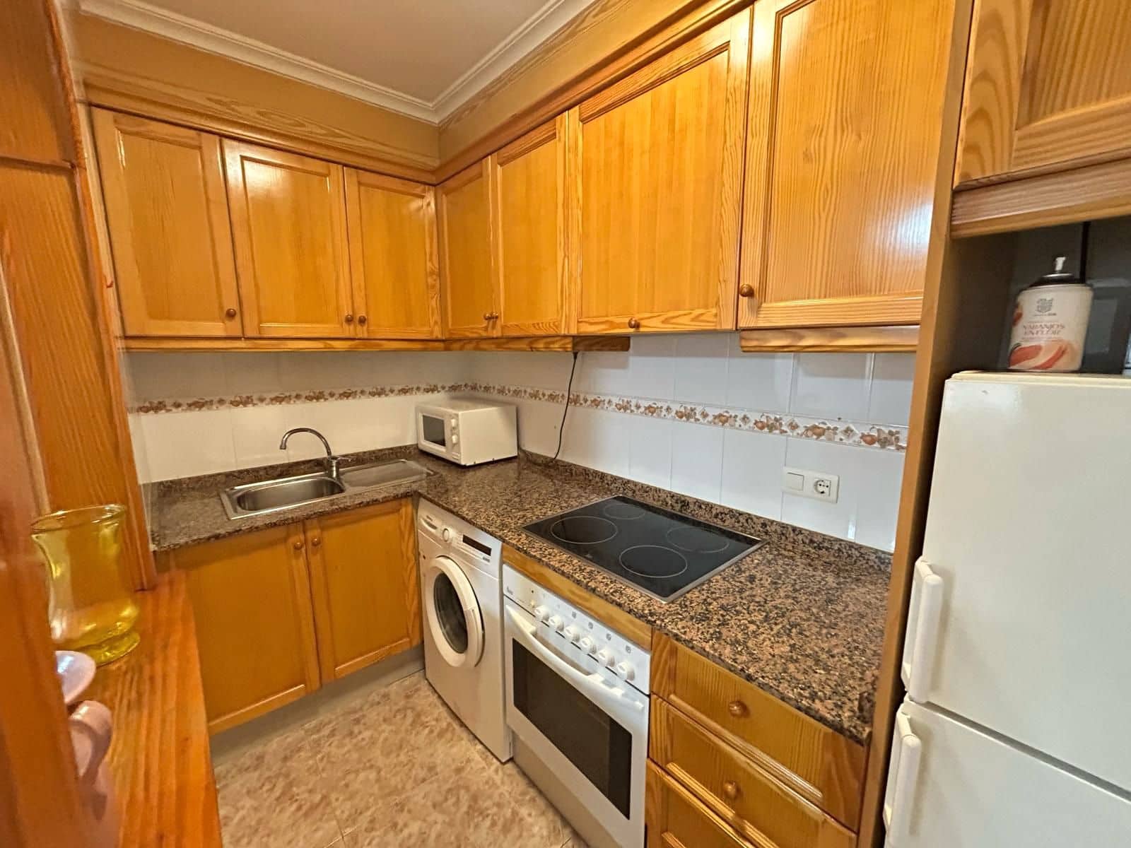 1 makuuhuone Asunto myytävänä paikassa Torrevieja - 99 990 € (Ref: 9142408)