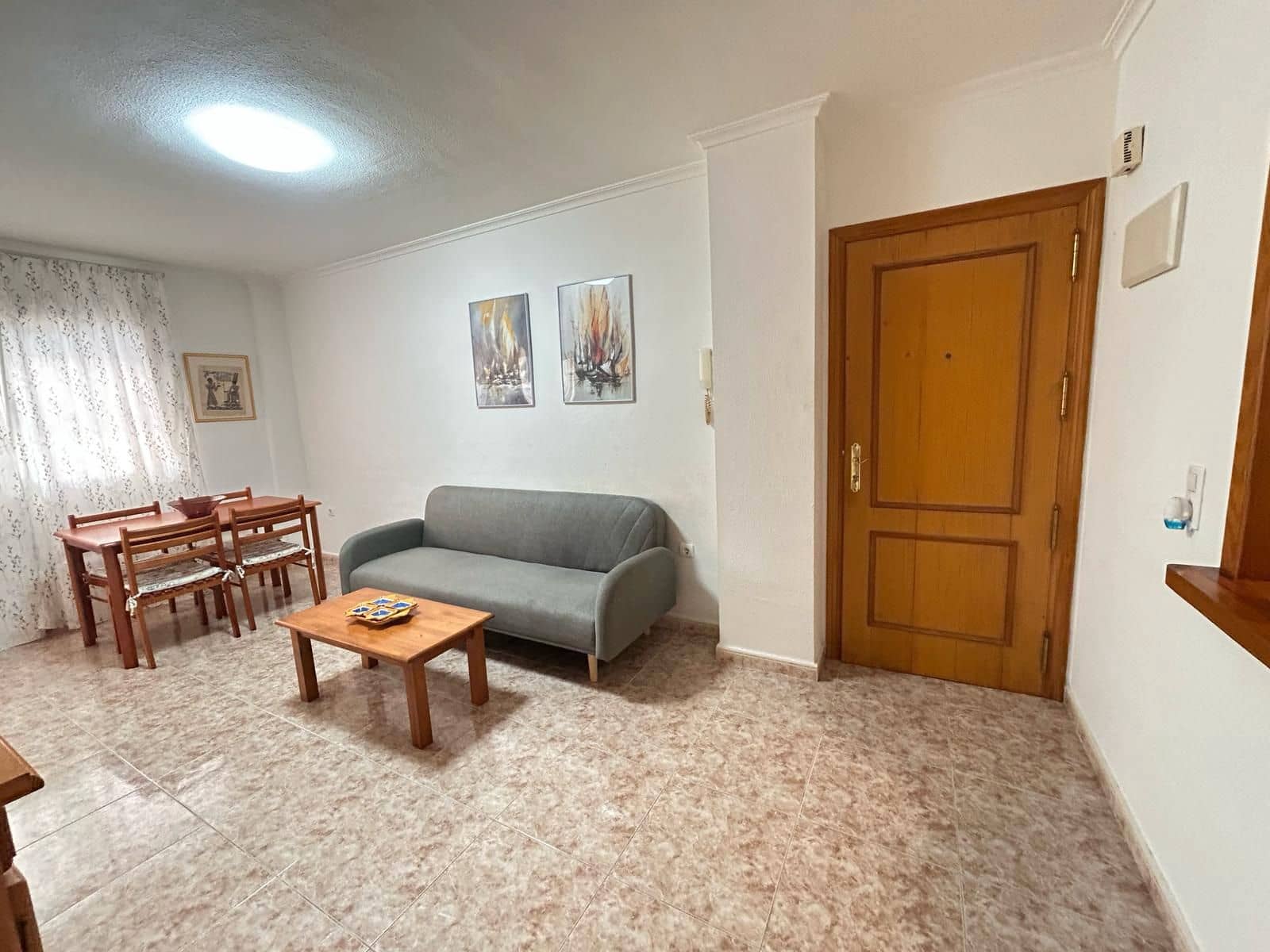 1 makuuhuone Asunto myytävänä paikassa Torrevieja - 99 990 € (Ref: 9142408)