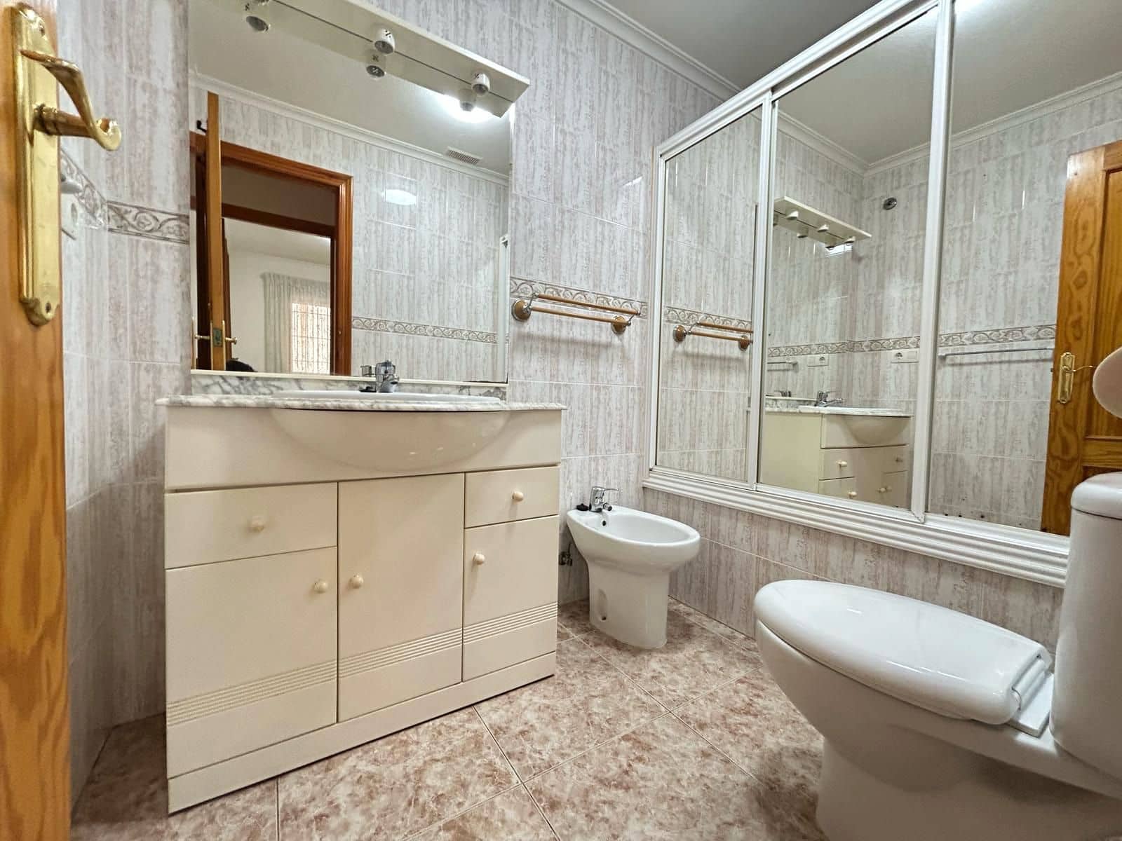 1 makuuhuone Asunto myytävänä paikassa Torrevieja - 99 990 € (Ref: 9142408)