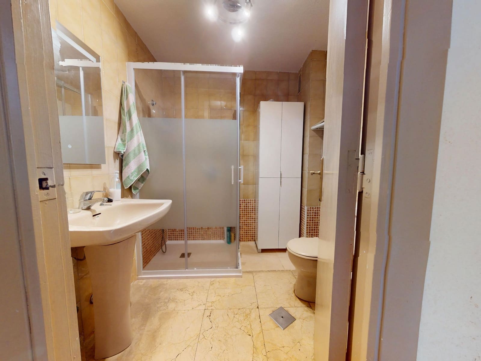 Piso de 3 habitaciones en Torrevieja en venta con garaje - 199.900 € (Ref: 9146446)