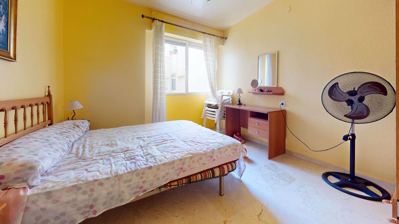 Piso de 3 habitaciones en Torrevieja en venta con garaje - 199.900 € (Ref: 9146446)