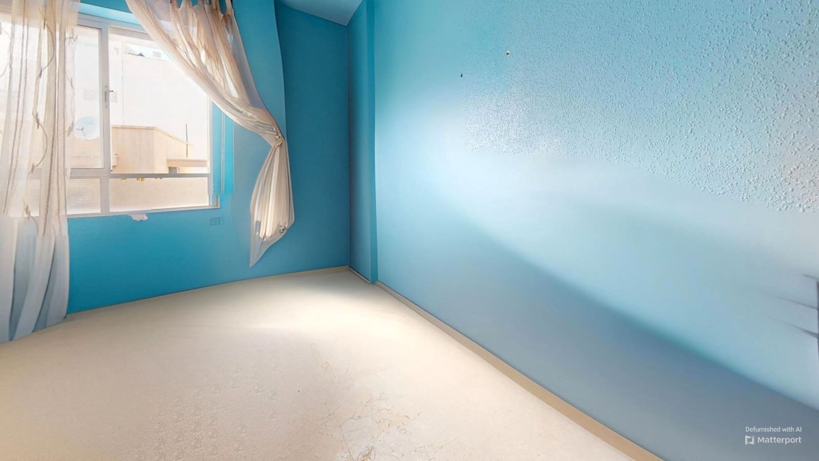 Piso de 3 habitaciones en Torrevieja en venta con garaje - 199.900 € (Ref: 9146446)