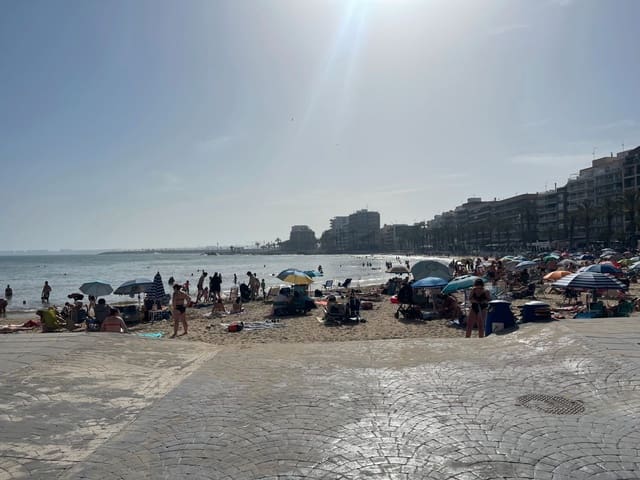 3 quarto Apartamento para venda em Playa del Cura, Torrevieja com garagem - 199 900 € (Ref: 9146446)