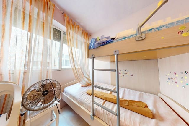 3 quarto Apartamento para venda em Playa del Cura, Torrevieja com garagem - 199 900 € (Ref: 9146446)