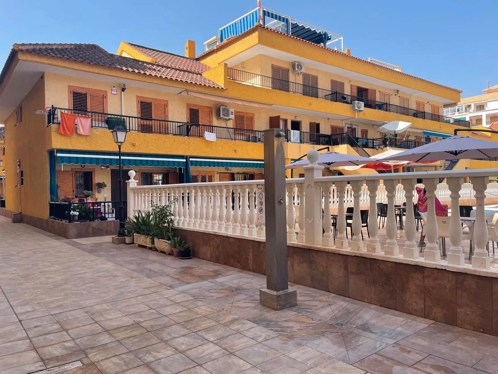 2 soveværelse Lejlighed til salg i Torrevieja med swimmingpool - € 144.900 (Ref: 9163017)