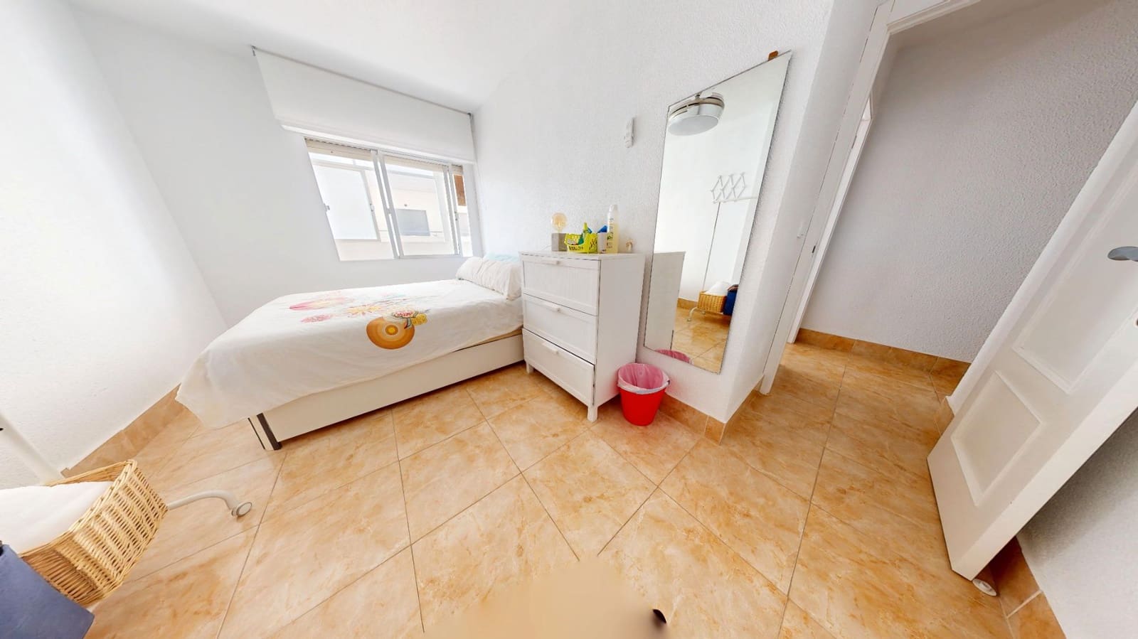 Piso de 3 habitaciones en Torrevieja en venta - 169.900 € (Ref: 9168355)