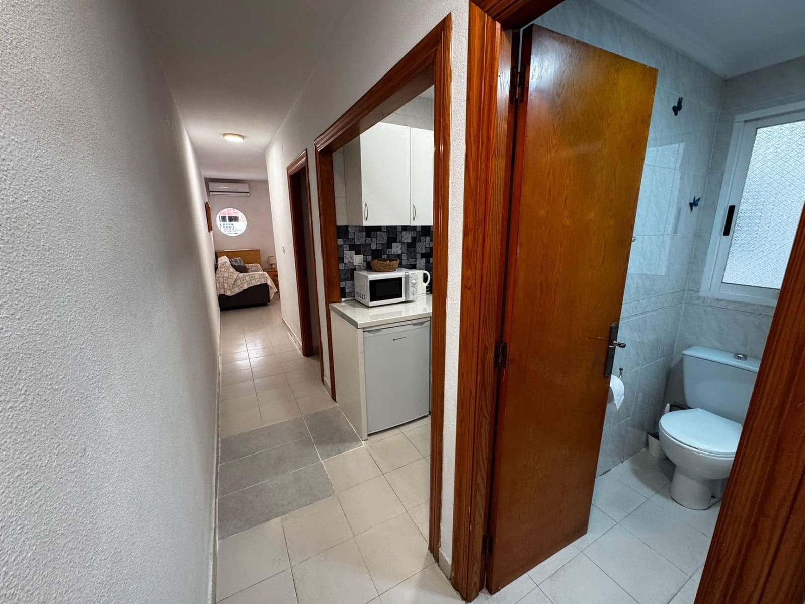 1 slaapkamer Flat te huur in Torrevieja - € 700 (Ref: 9182019)