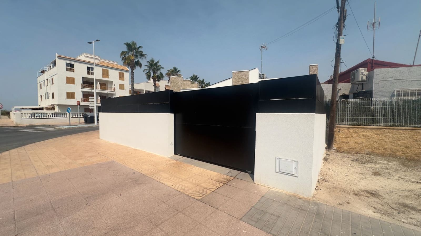 2 soveværelse Villa til salg i Santa Pola med swimmingpool garage - € 315.000 (Ref: 9193307)