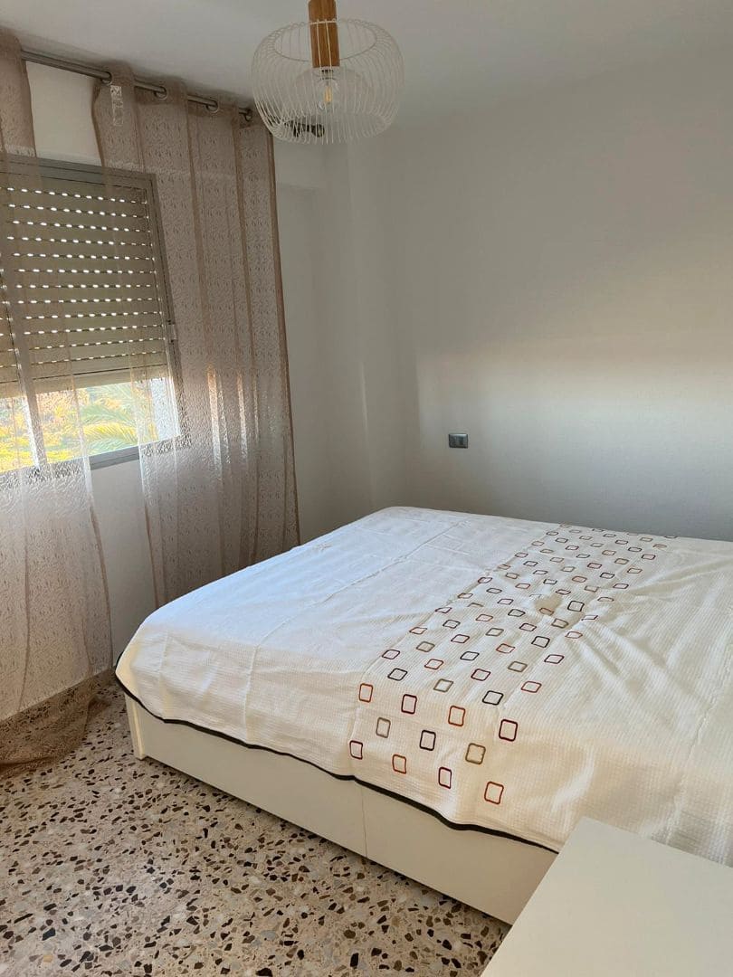 2 makuuhuone Asunto vuokrattavana paikassa Torrevieja mukana uima-altaan - 1 100 € (Ref: 9201603)