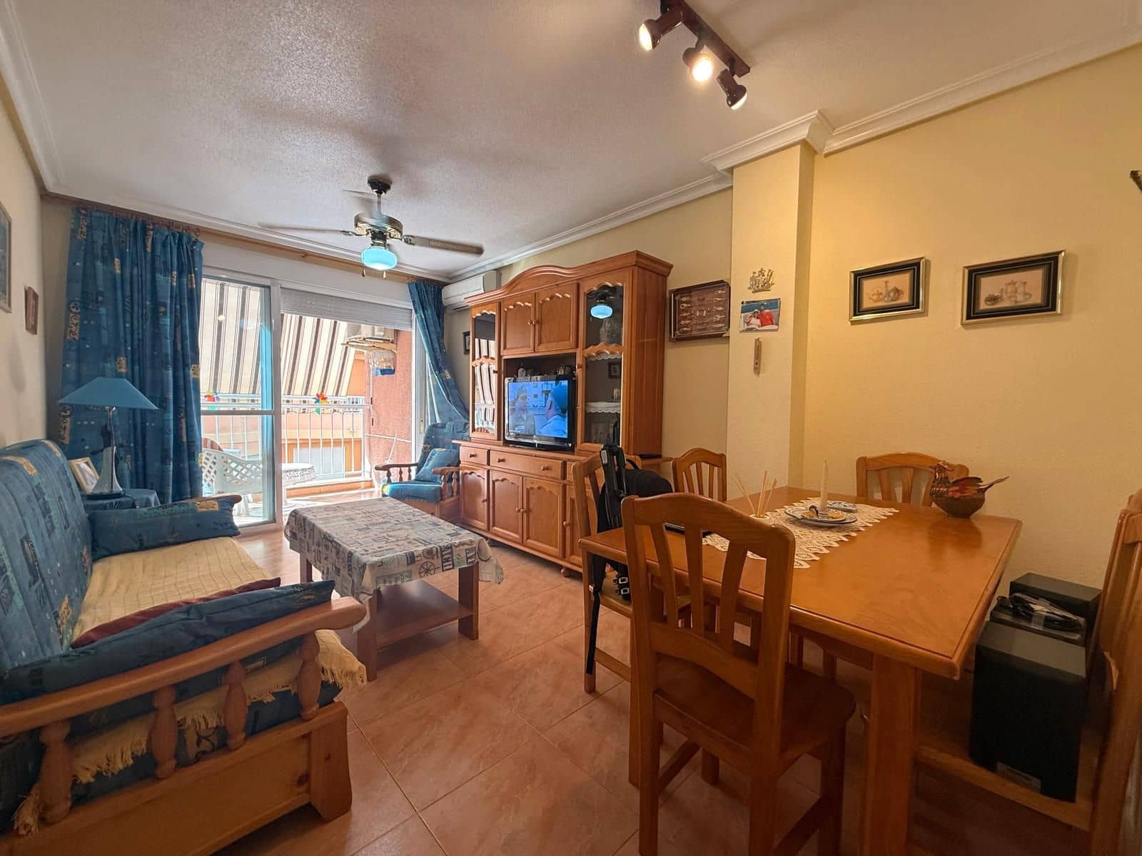 1 chambre Appartement à vendre à Torrevieja avec garage - 130 999 € (Ref: 9201605)