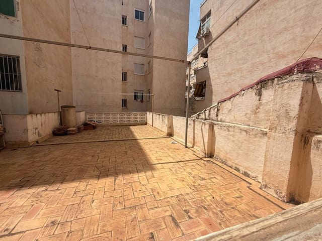 5 quarto Apartamento para venda em Playa de los Locos, Torrevieja - 169 900 € (Ref: 9201606)