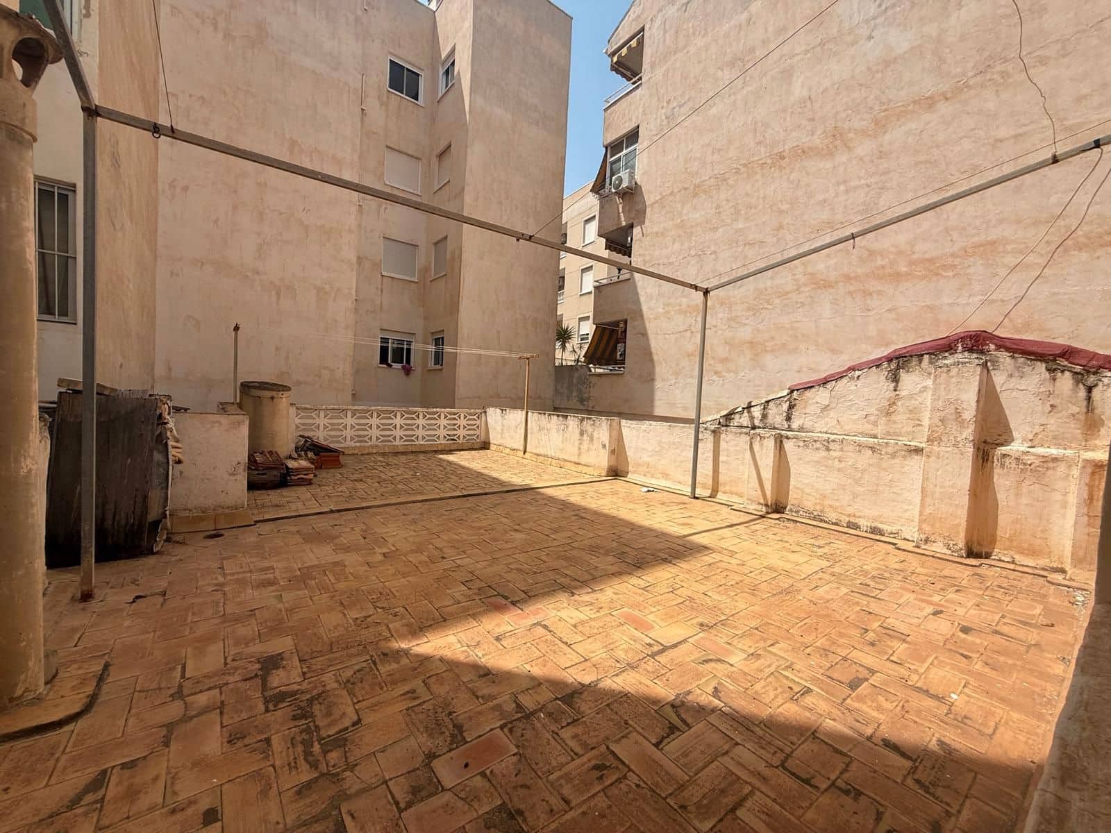 5 sypialnia Mieszkanie na sprzedaż w Torrevieja - 169 900 € (Ref: 9201606)